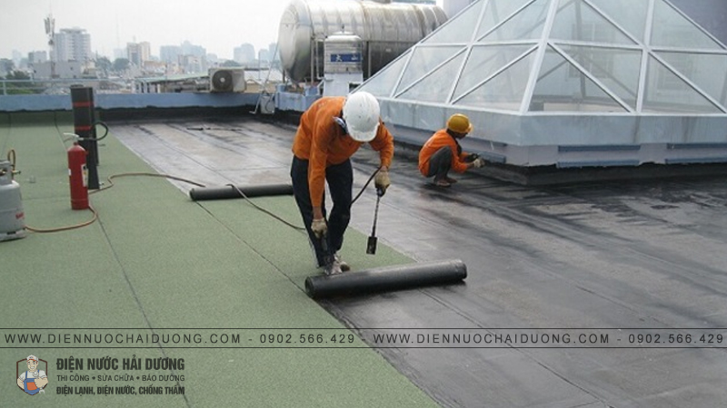 Thi công chống thấm mặt mái nhà dân bằng vật liệu chuyên dụng Thi công chống thấm mặt mái nhà dân bằng vật liệu chuyên dụng